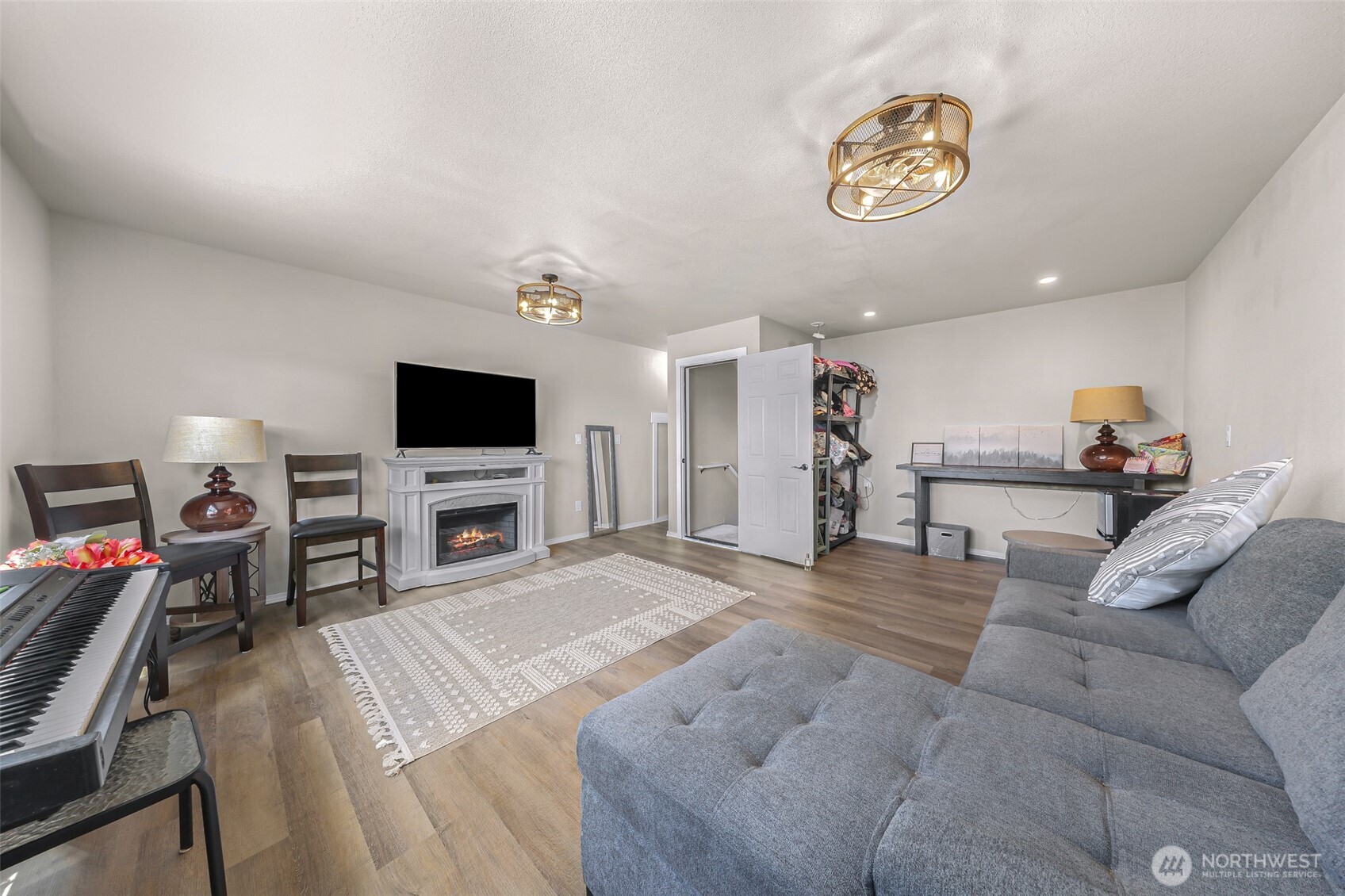 19727 Sky Ridge Road , Mount Vernon, WA 98274
