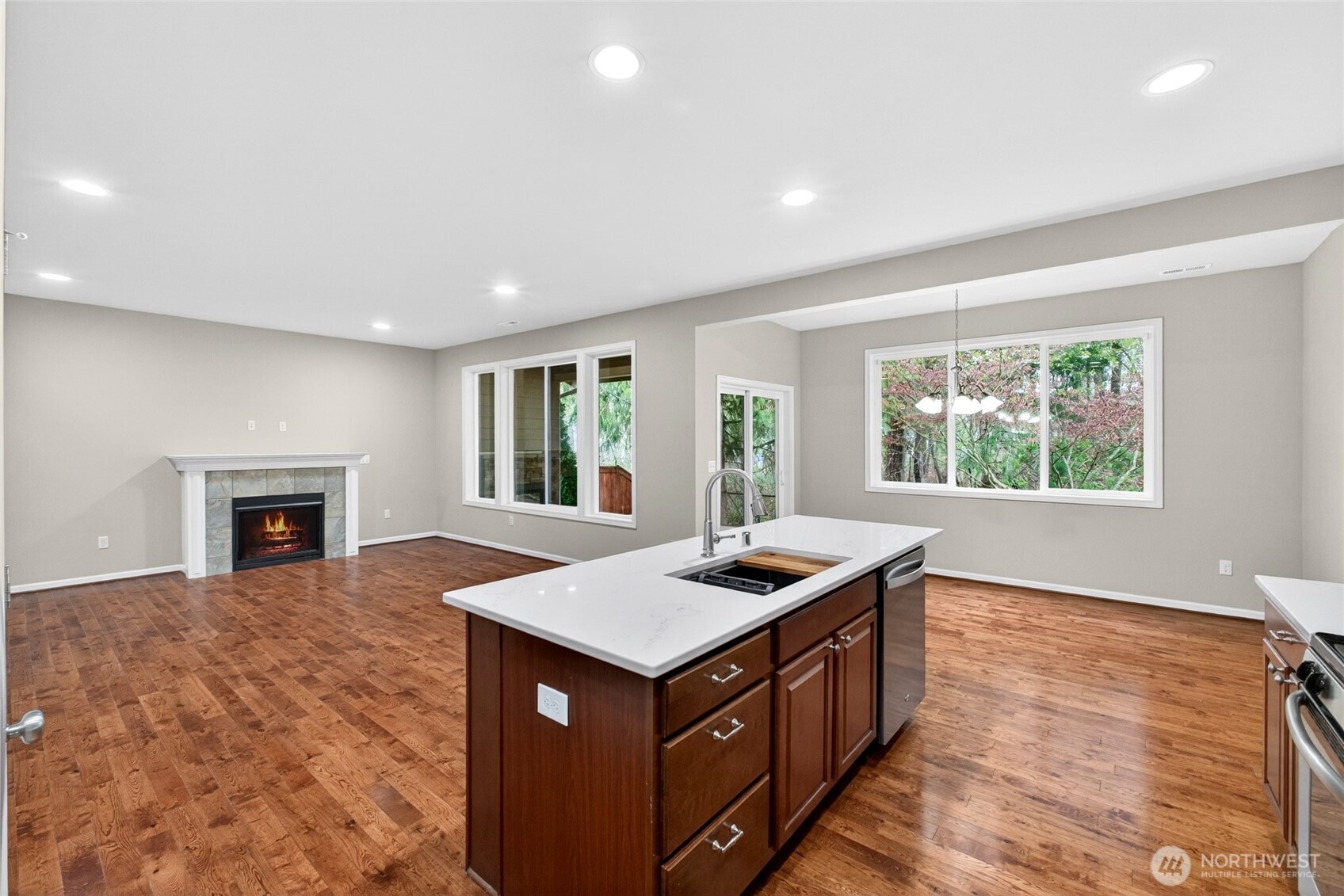 7907 164th Street E, Puyallup, WA 98375