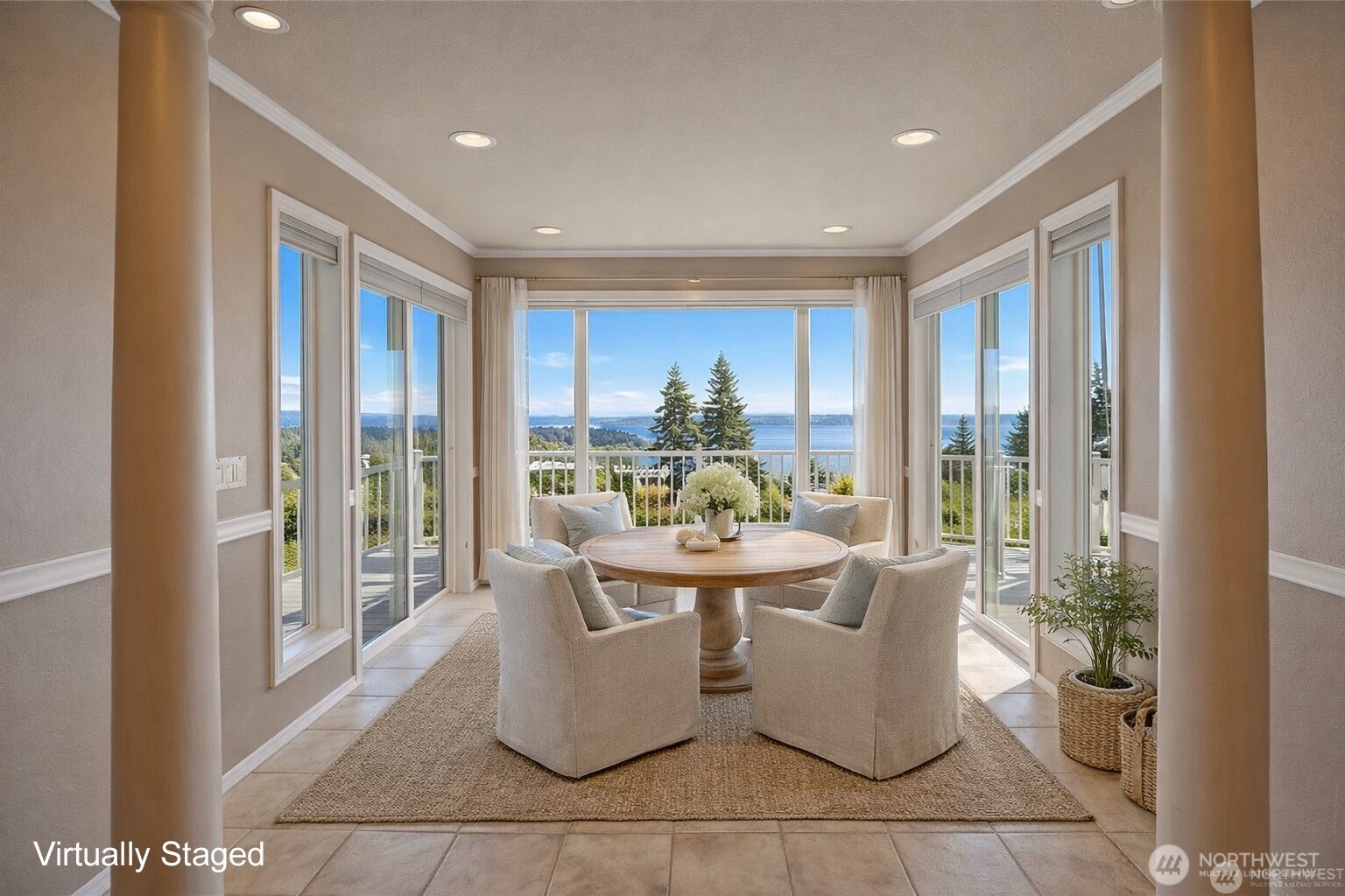 505 Green Island Way , Camano Island, WA 98282-8477