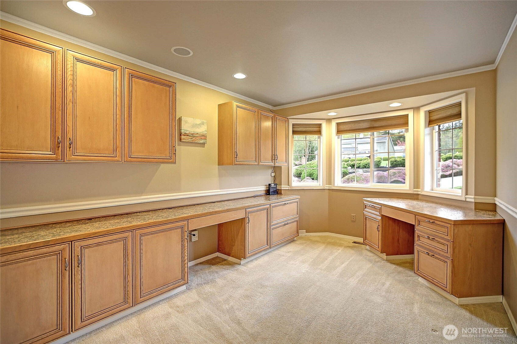 505 Green Island Way , Camano Island, WA 98282-8477