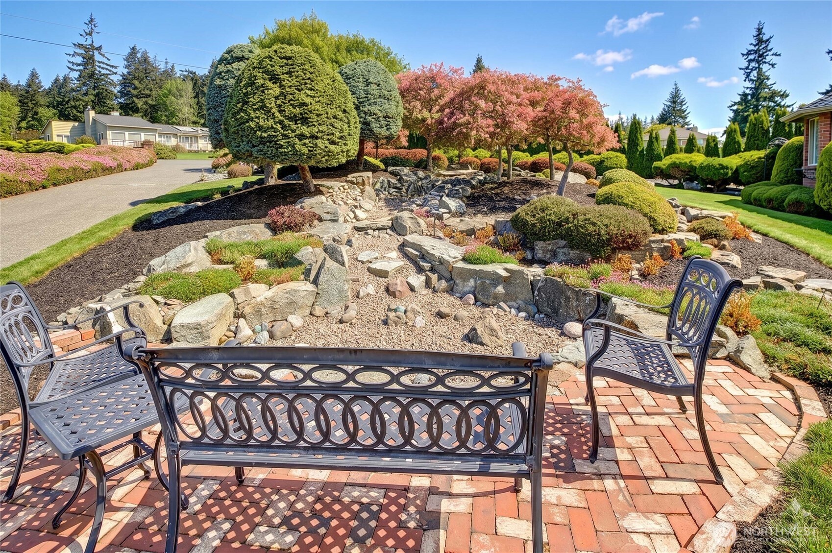 505 Green Island Way , Camano Island, WA 98282-8477