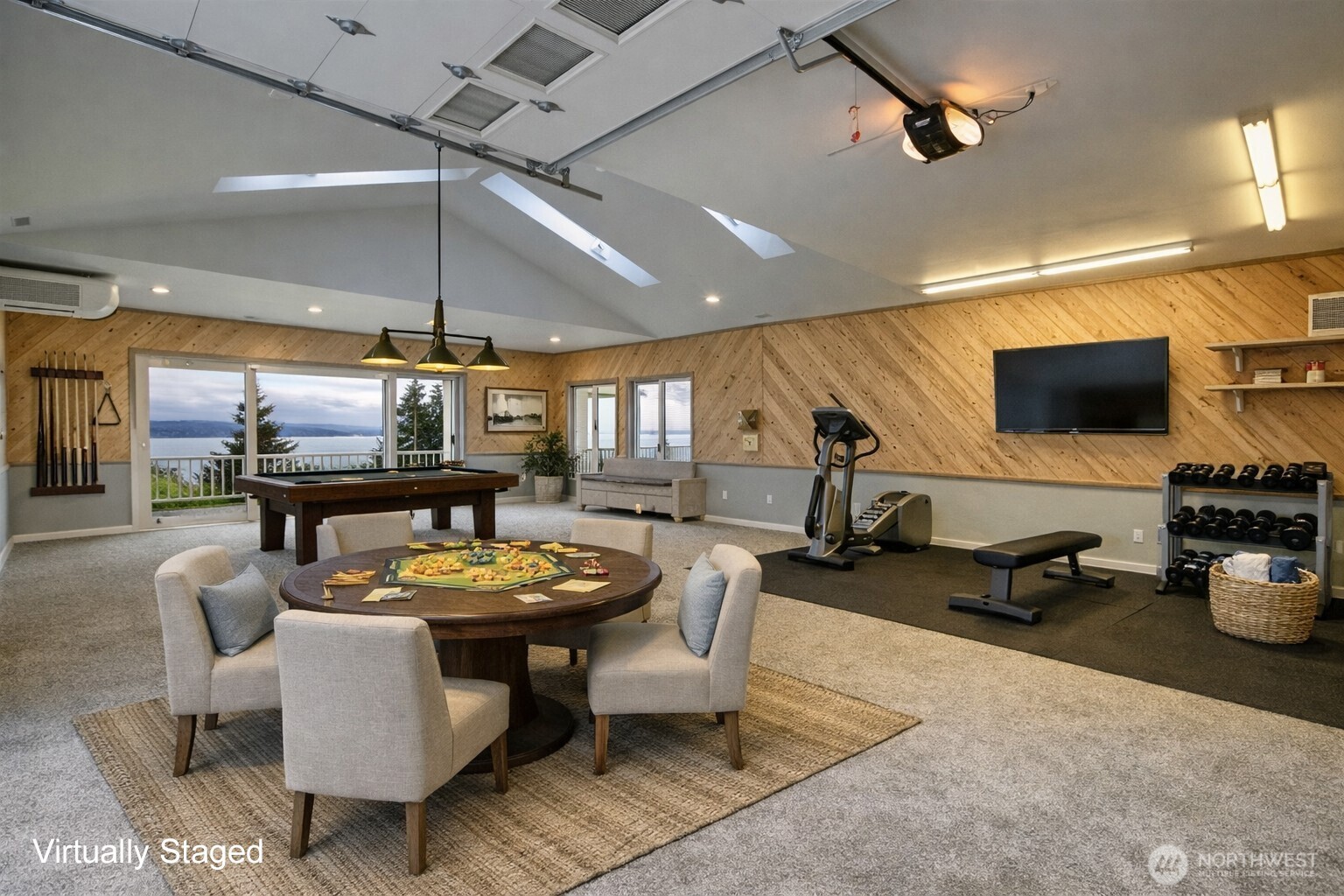 505 Green Island Way , Camano Island, WA 98282-8477