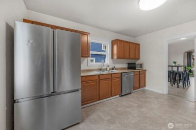 2011 Oakes Avenue , Everett, WA 98201 - Photo 11