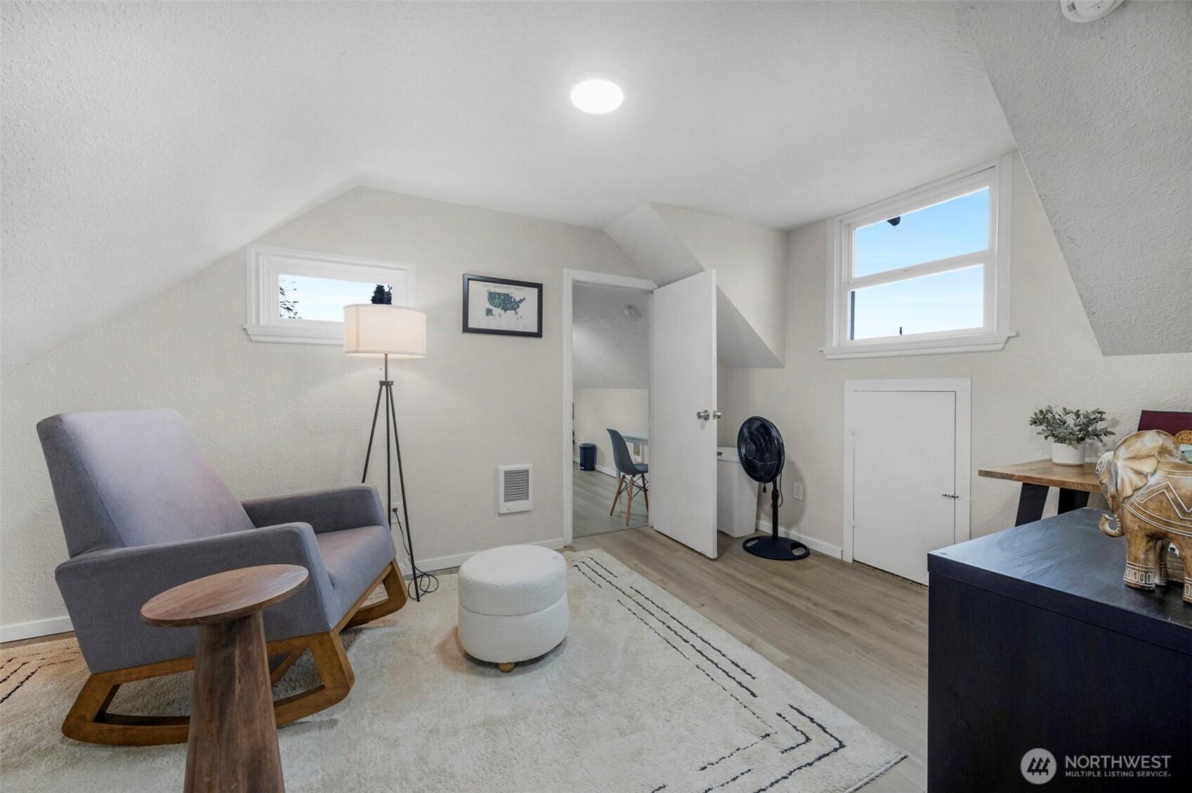 2011 Oakes Avenue , Everett, WA 98201