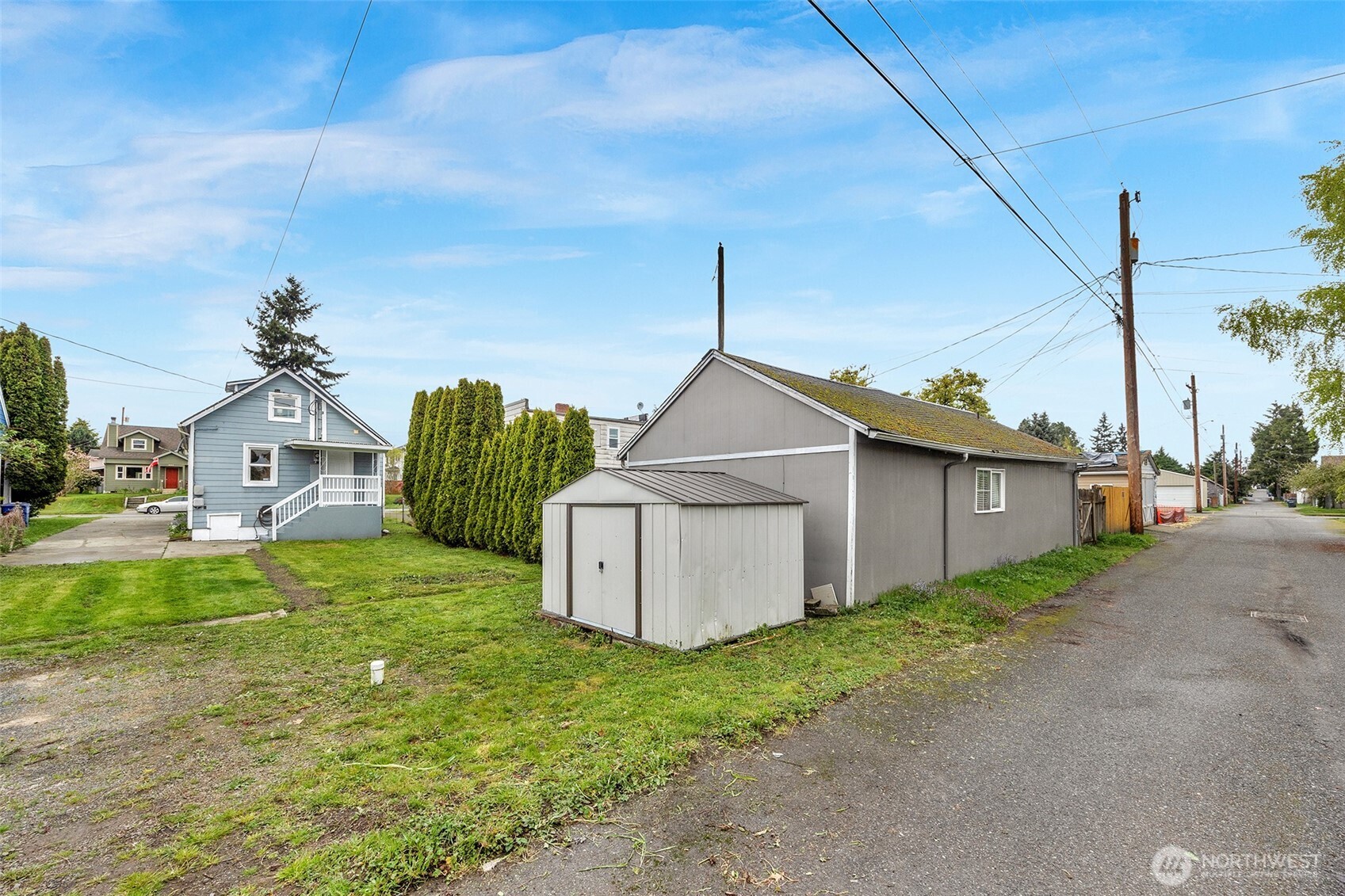 2011 Oakes Avenue , Everett, WA 98201