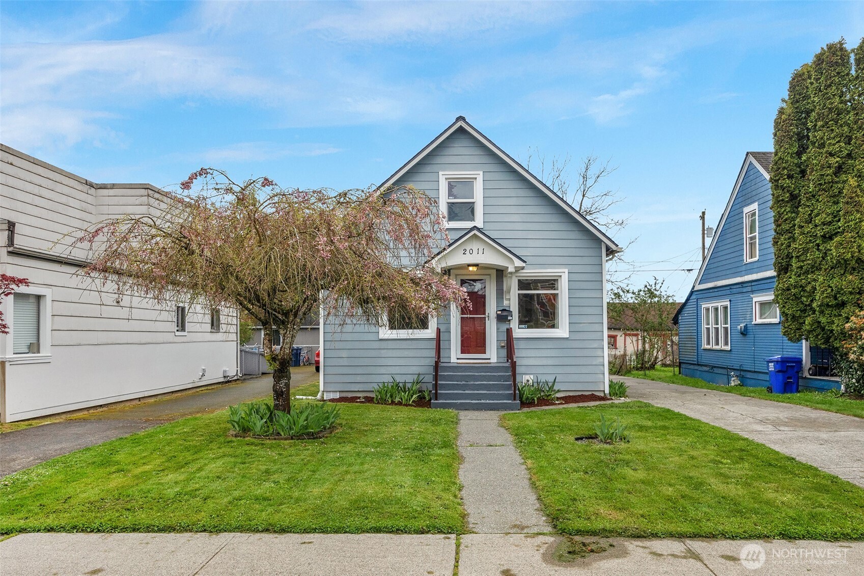 2011 Oakes Avenue , Everett, WA 98201