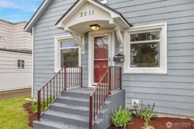 2011 Oakes Avenue , Everett, WA 98201 - Photo 3