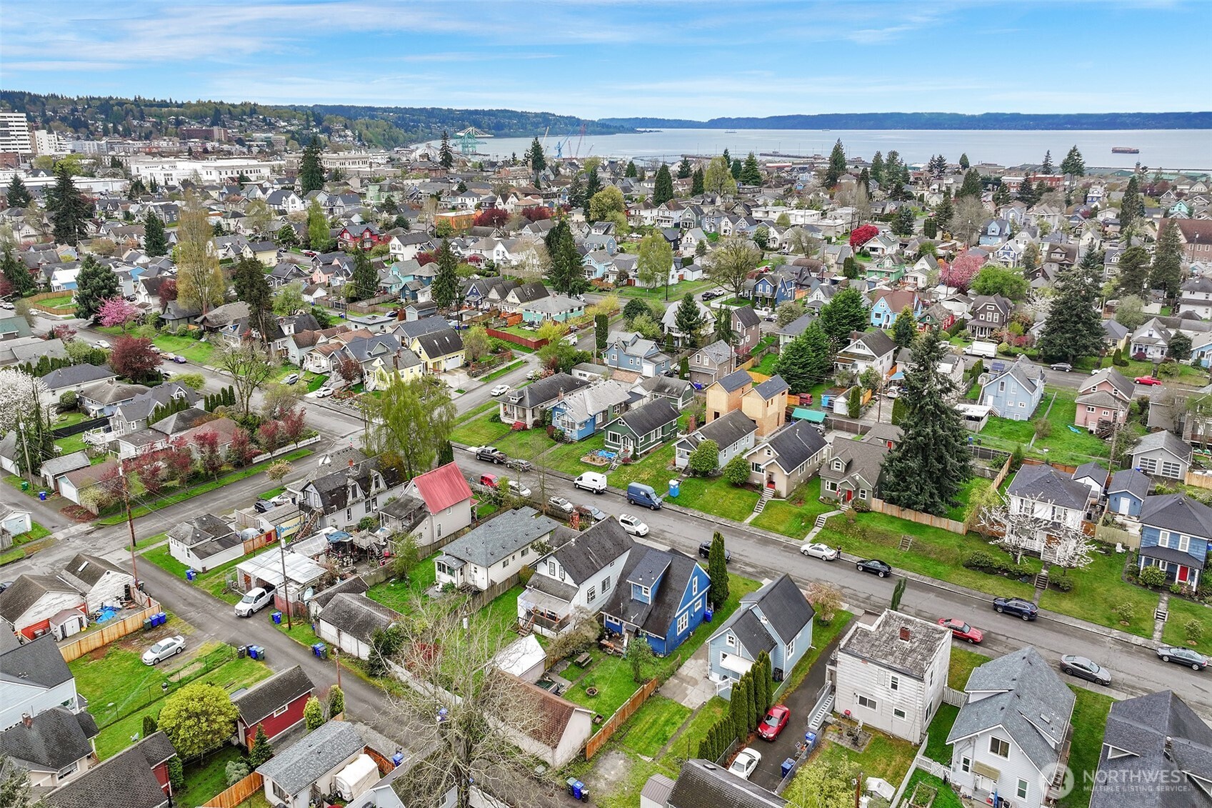 2011 Oakes Avenue , Everett, WA 98201