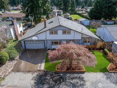 17245 SE 262nd Street , Covington, WA 98042