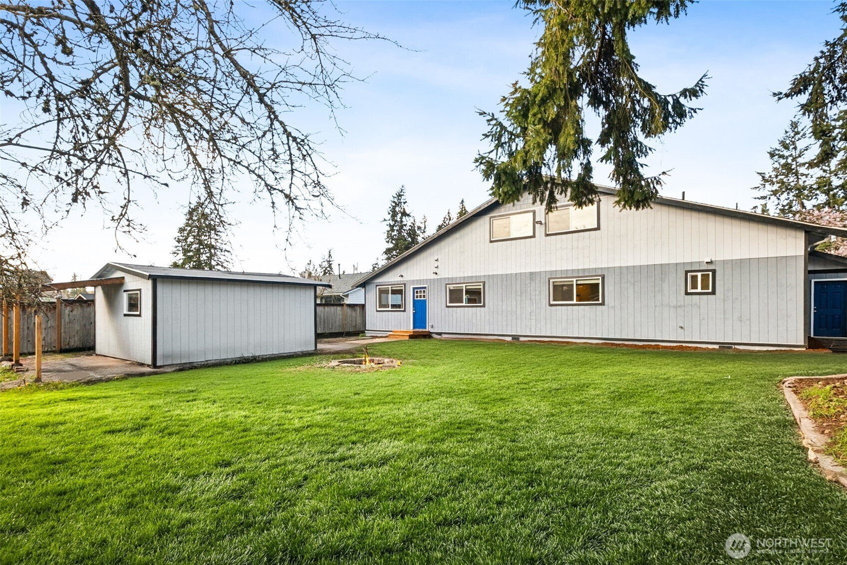 17245 SE 262nd Street , Covington, WA 98042
