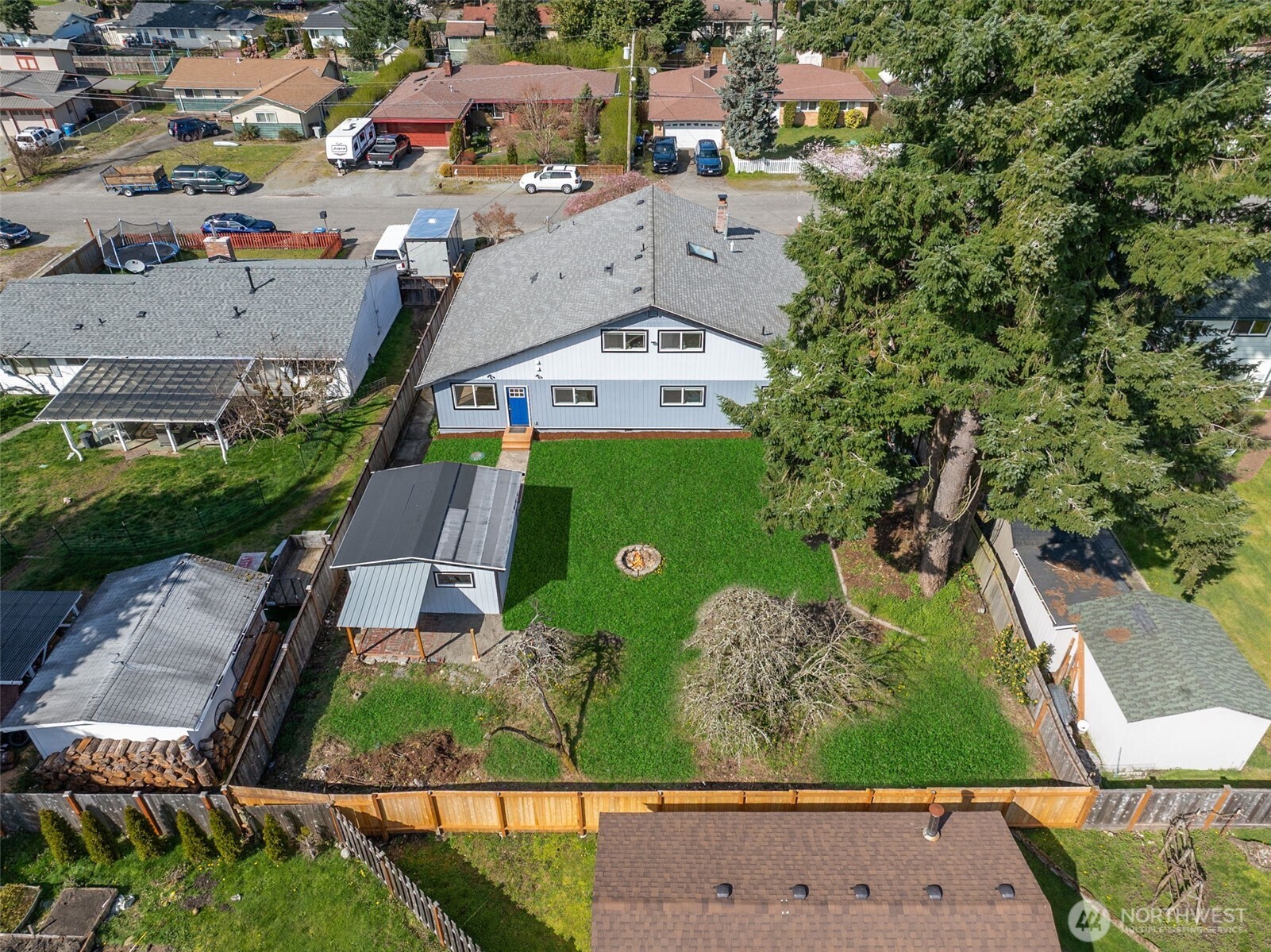 17245 SE 262nd Street , Covington, WA 98042