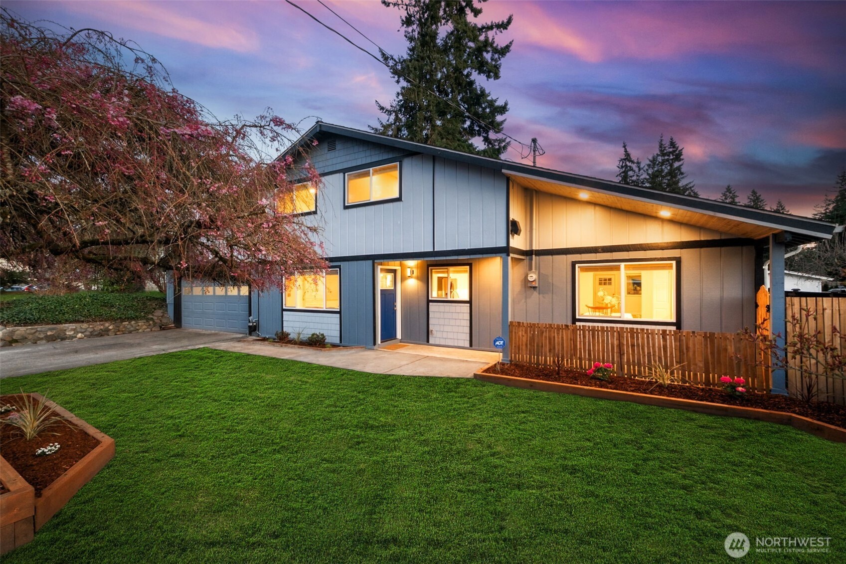 17245 SE 262nd Street , Covington, WA 98042