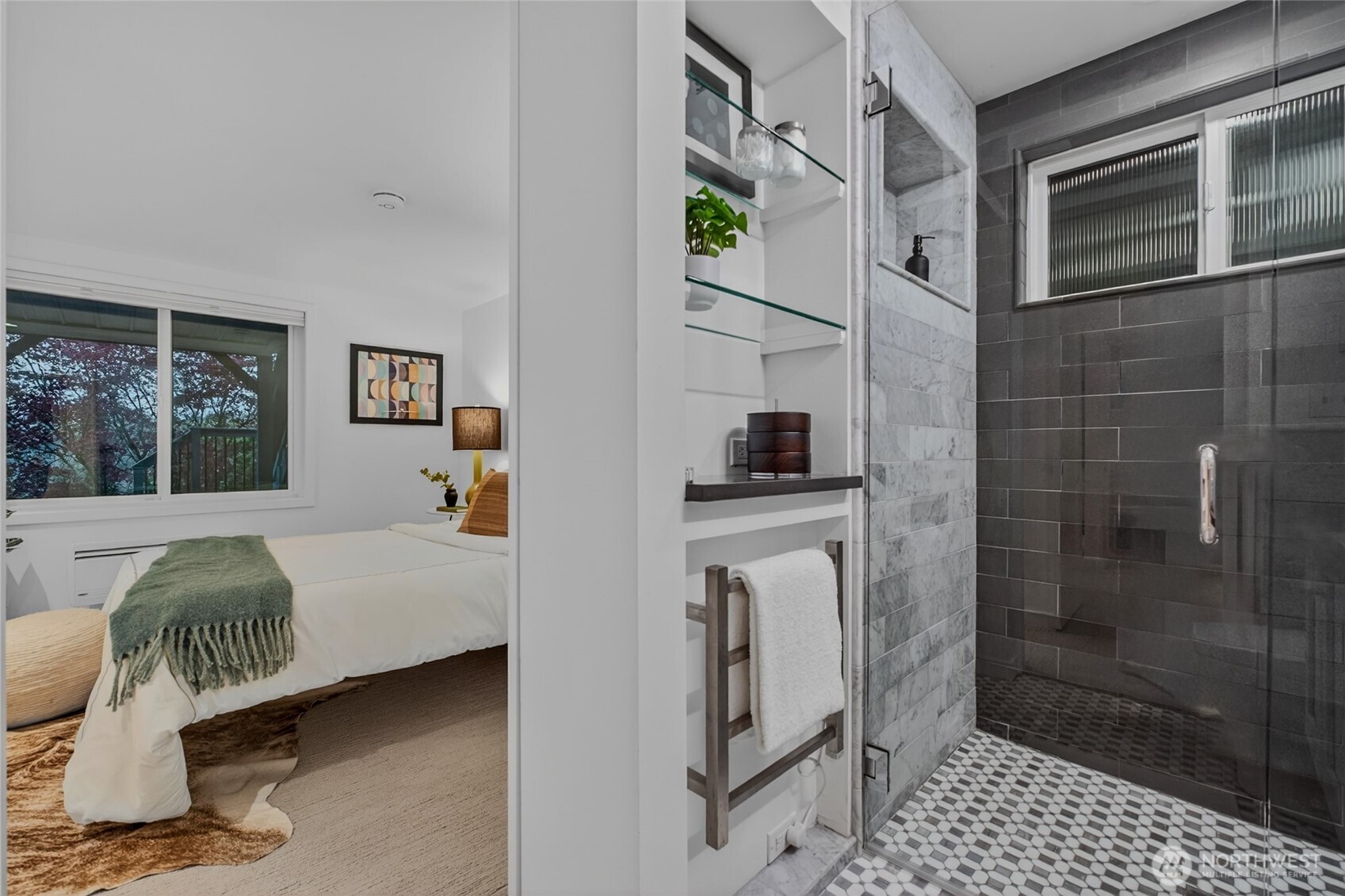 3711 31st Avenue W, Seattle, WA 98199