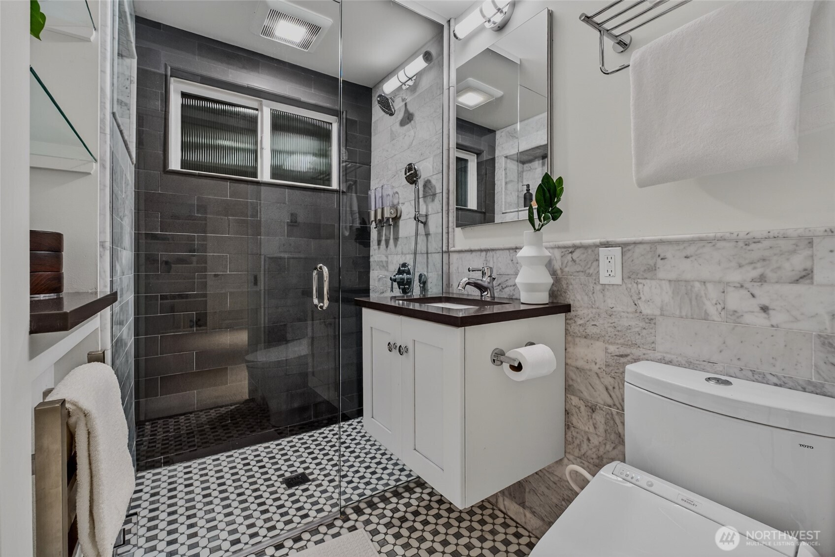 3711 31st Avenue W, Seattle, WA 98199