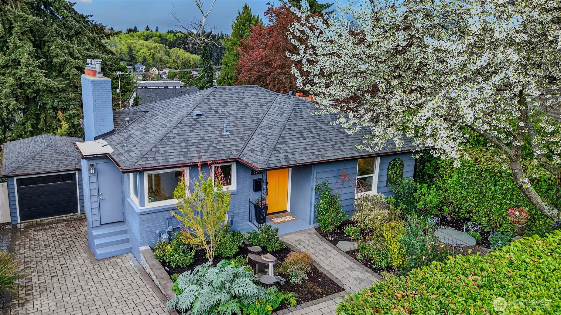 3711 31st Avenue W, Seattle, WA 98199