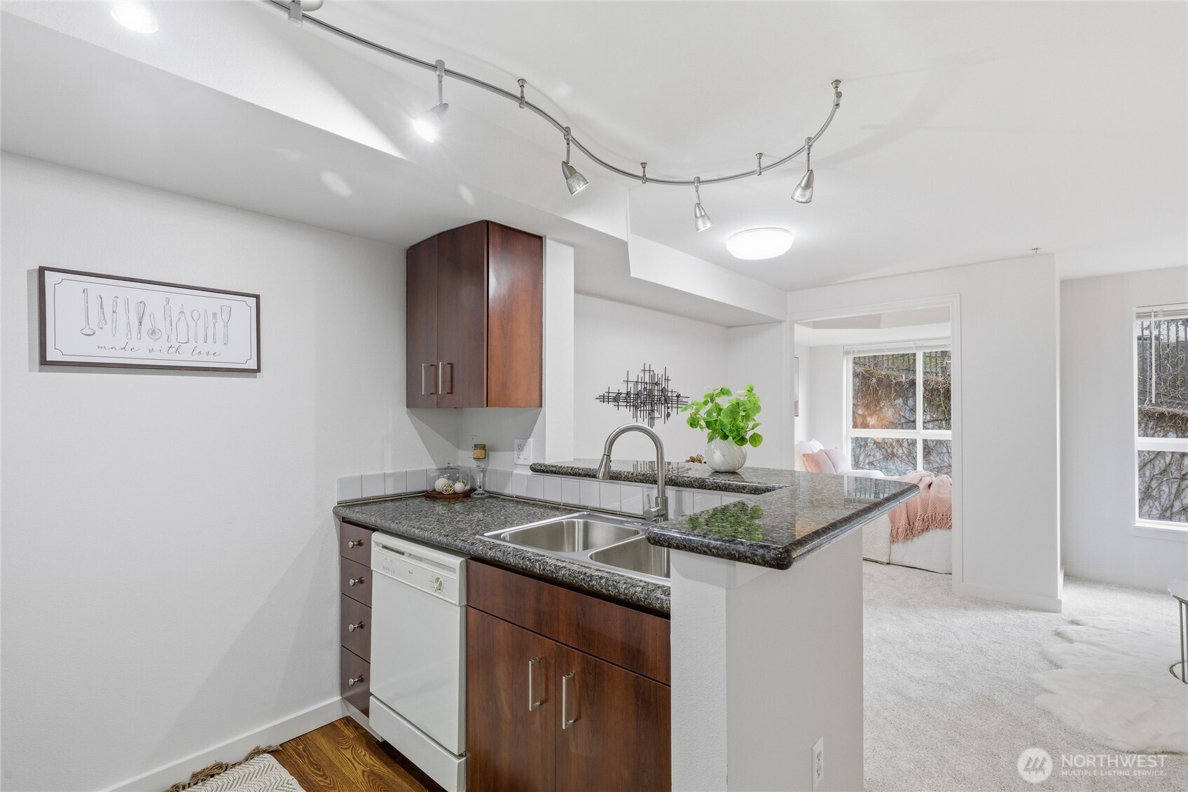 108 5th Avenue S #508, Seattle, WA 98104