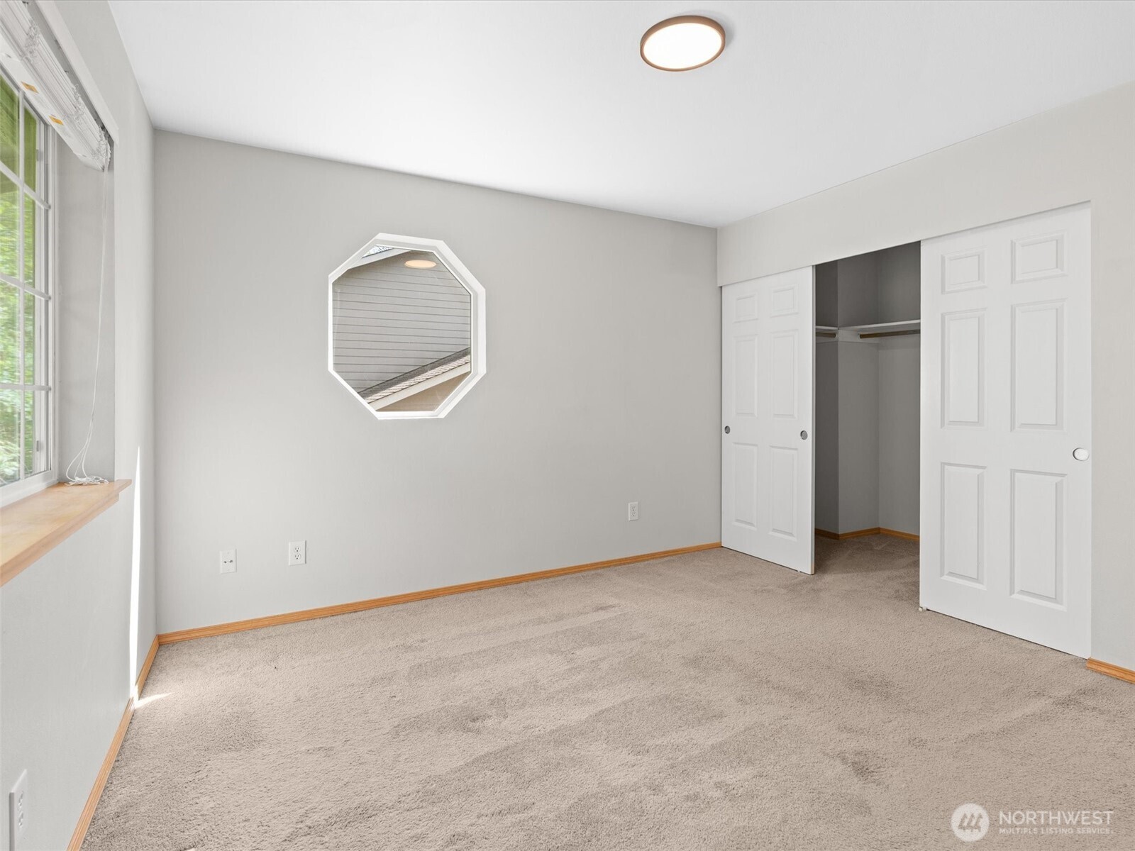 5062 23rd Avenue SW, Seattle, WA 98106
