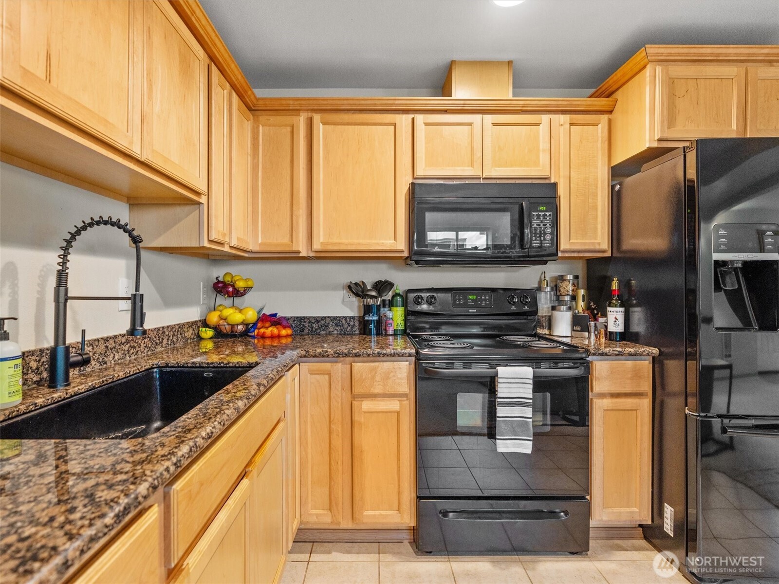 5062 23rd Avenue SW, Seattle, WA 98106