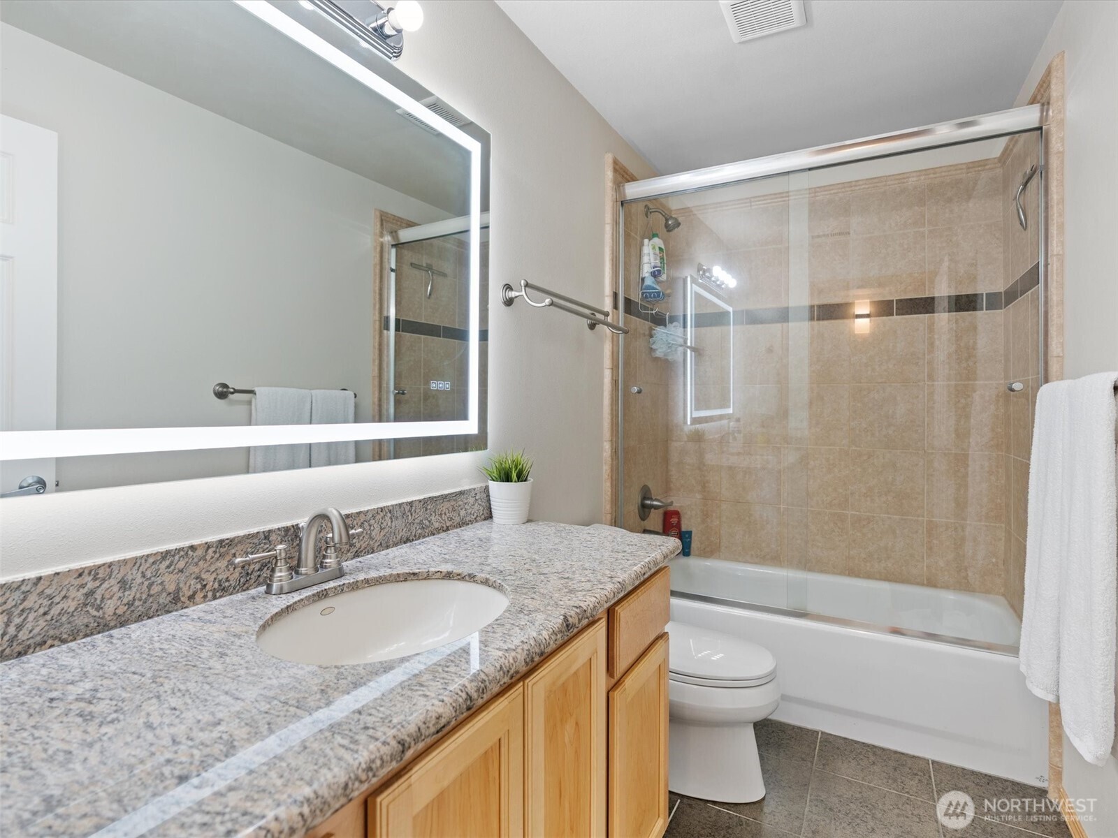 5062 23rd Avenue SW, Seattle, WA 98106