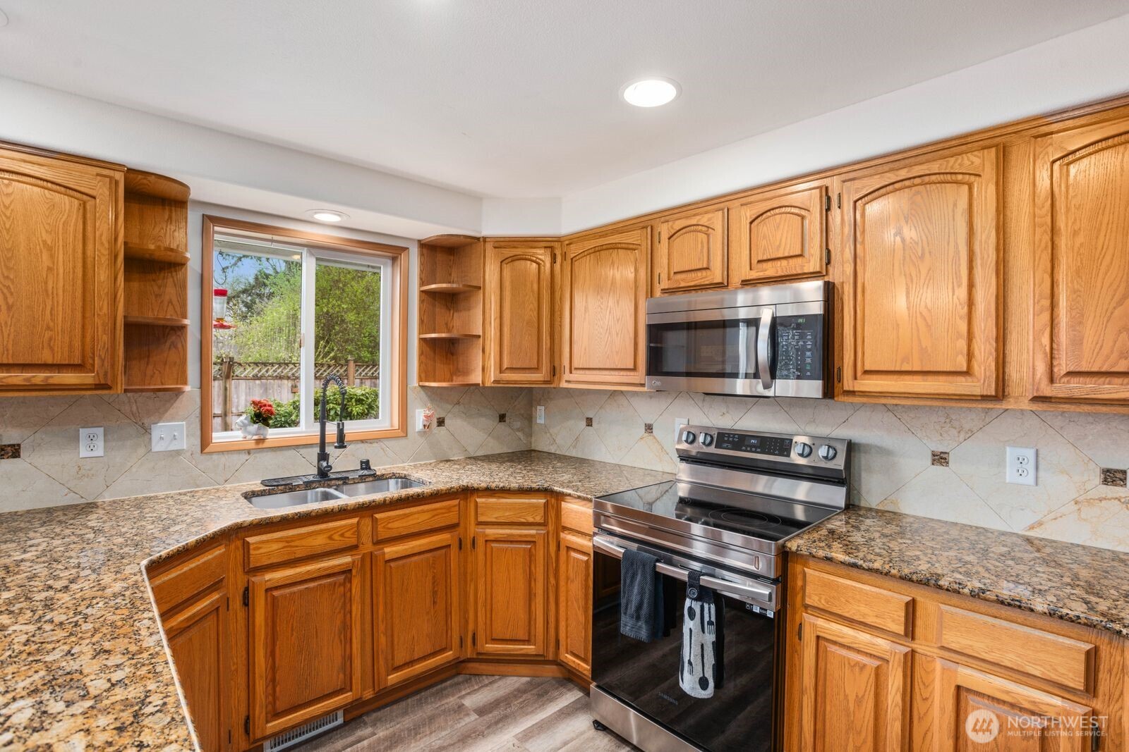 4915 NE 199th Street , Ridgefield, WA 98642