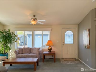 15256 Pine Drive , Renton, WA 98058 - Photo 5