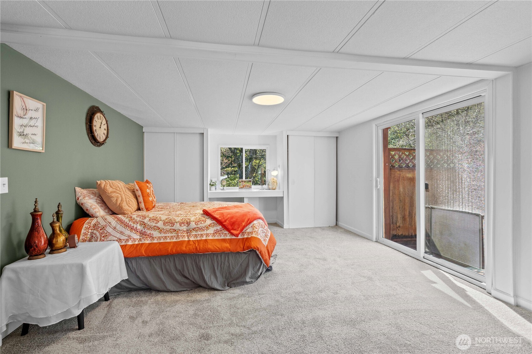 6494 Glen Court SE, Lacey, WA 98503