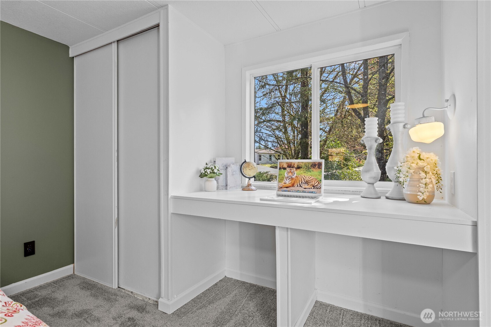 6494 Glen Court SE, Lacey, WA 98503