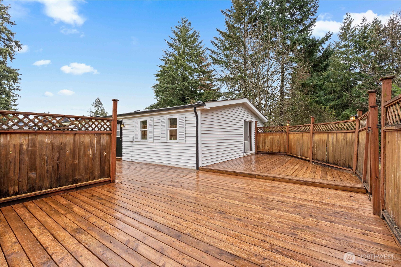 6494 Glen Court SE, Lacey, WA 98503