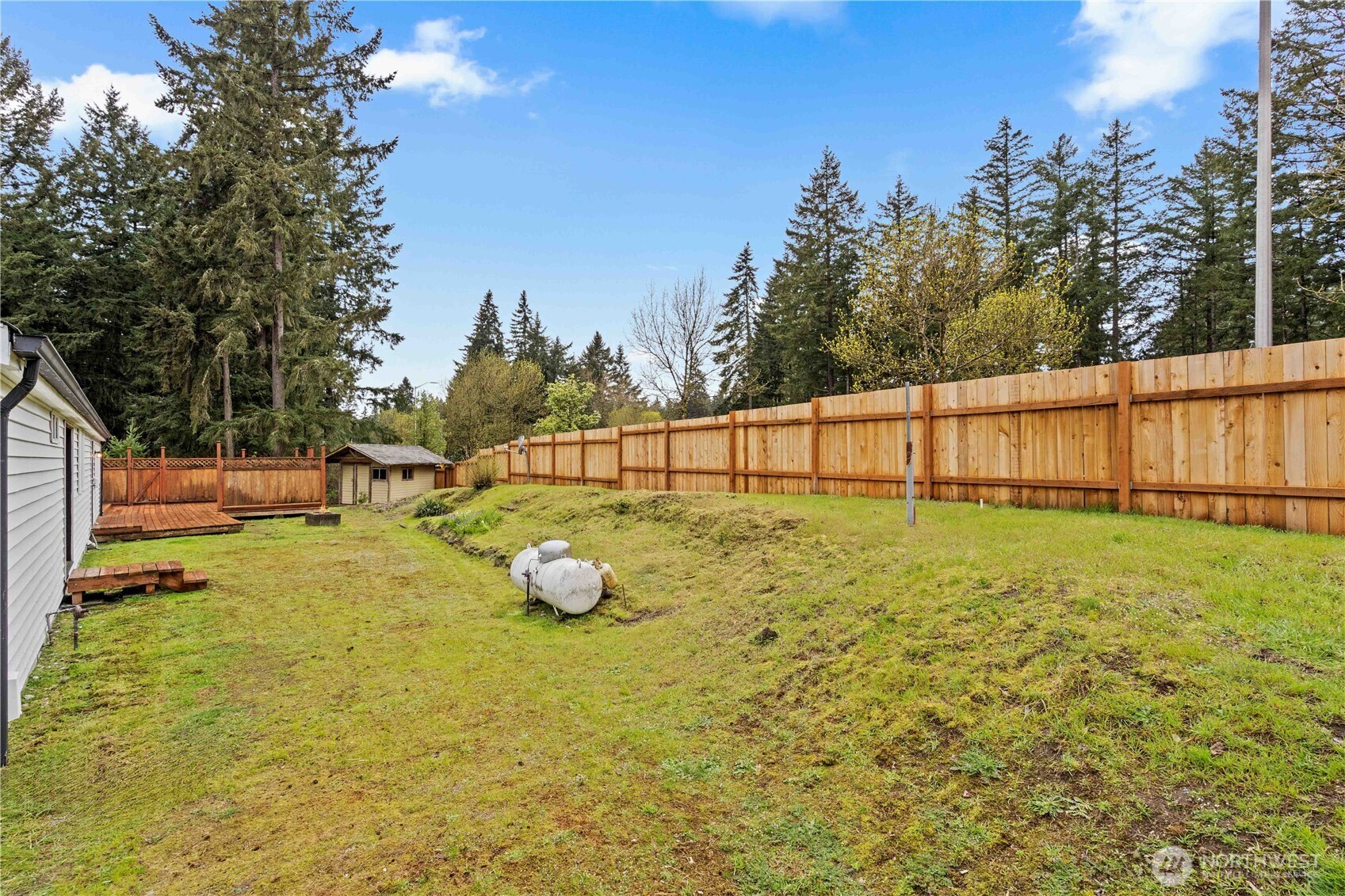 6494 Glen Court SE, Lacey, WA 98503
