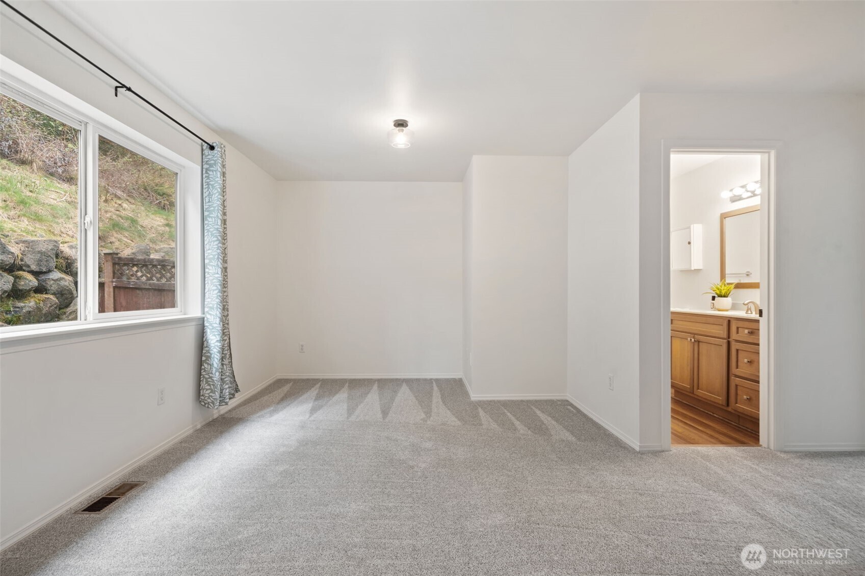 6229 SE Grandridge Drive , Port Orchard, WA 98367