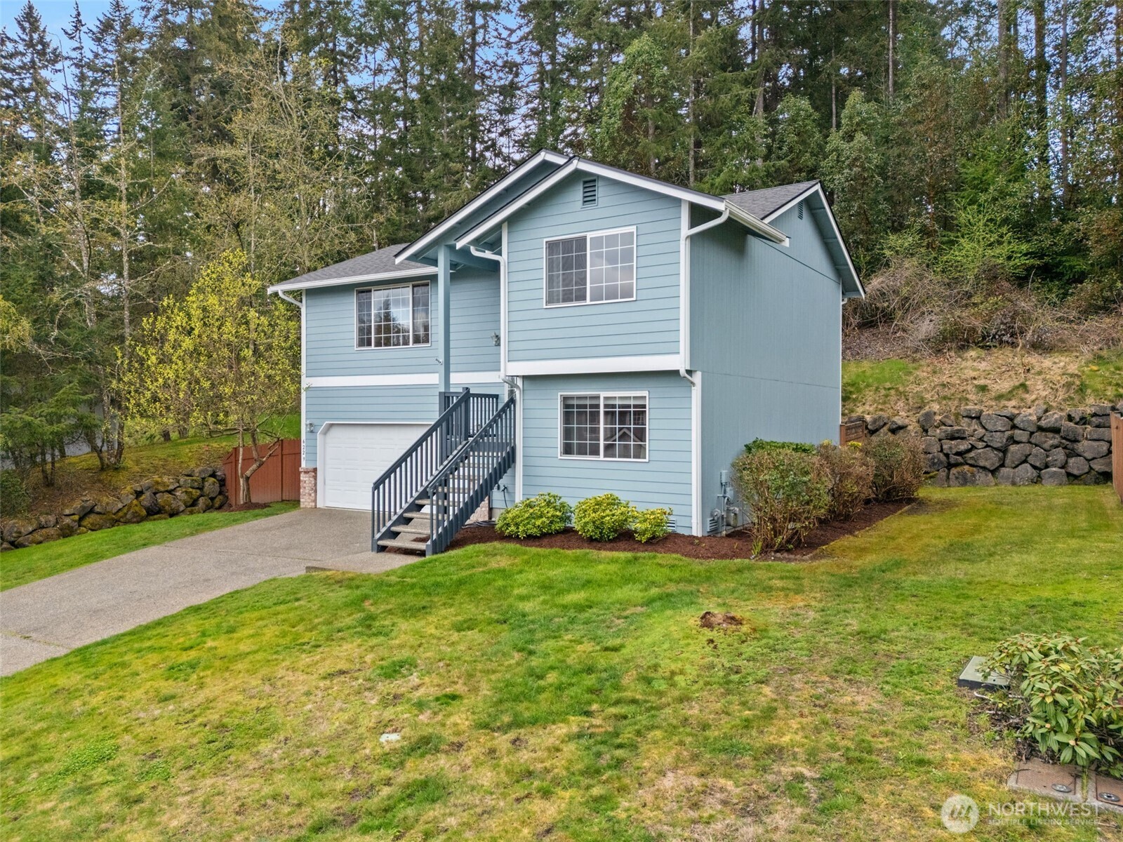 6229 SE Grandridge Drive , Port Orchard, WA 98367
