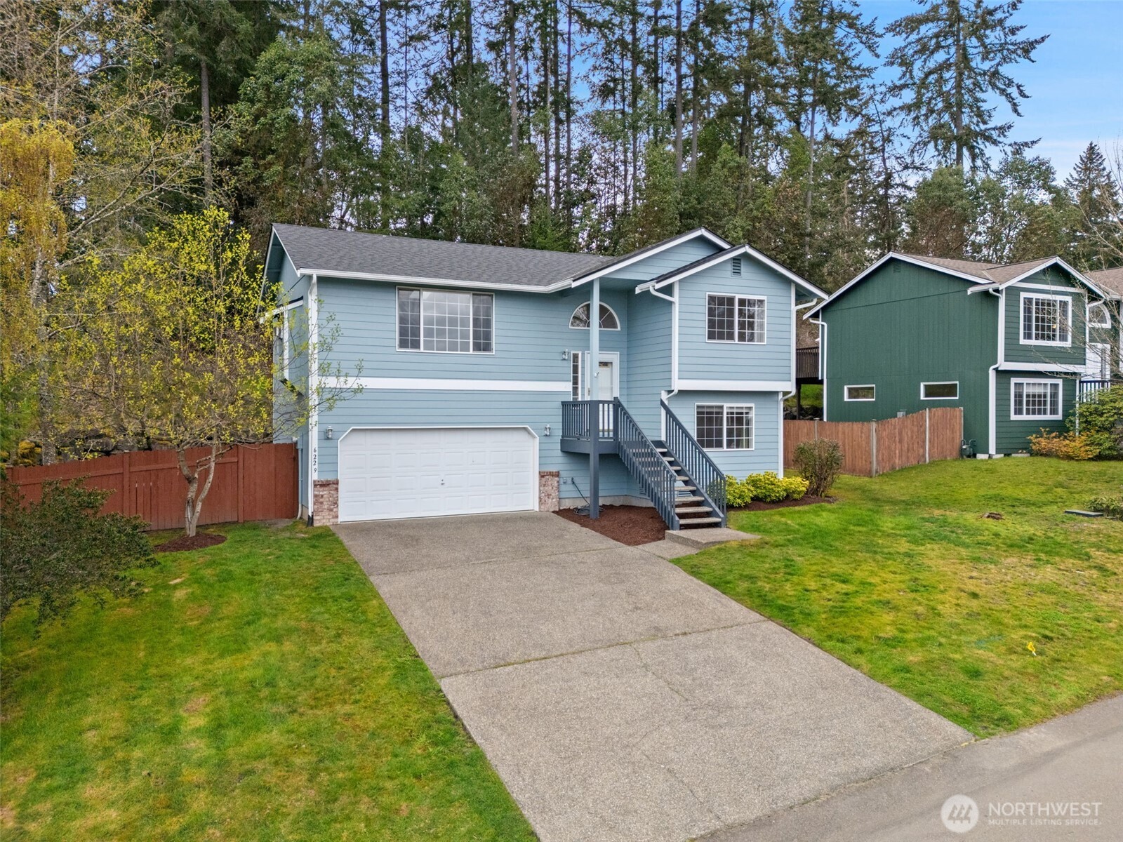 6229 SE Grandridge Drive , Port Orchard, WA 98367