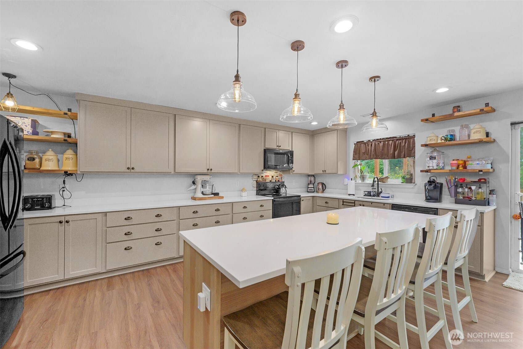 20232 47th Avenue E, Spanaway, WA 98387