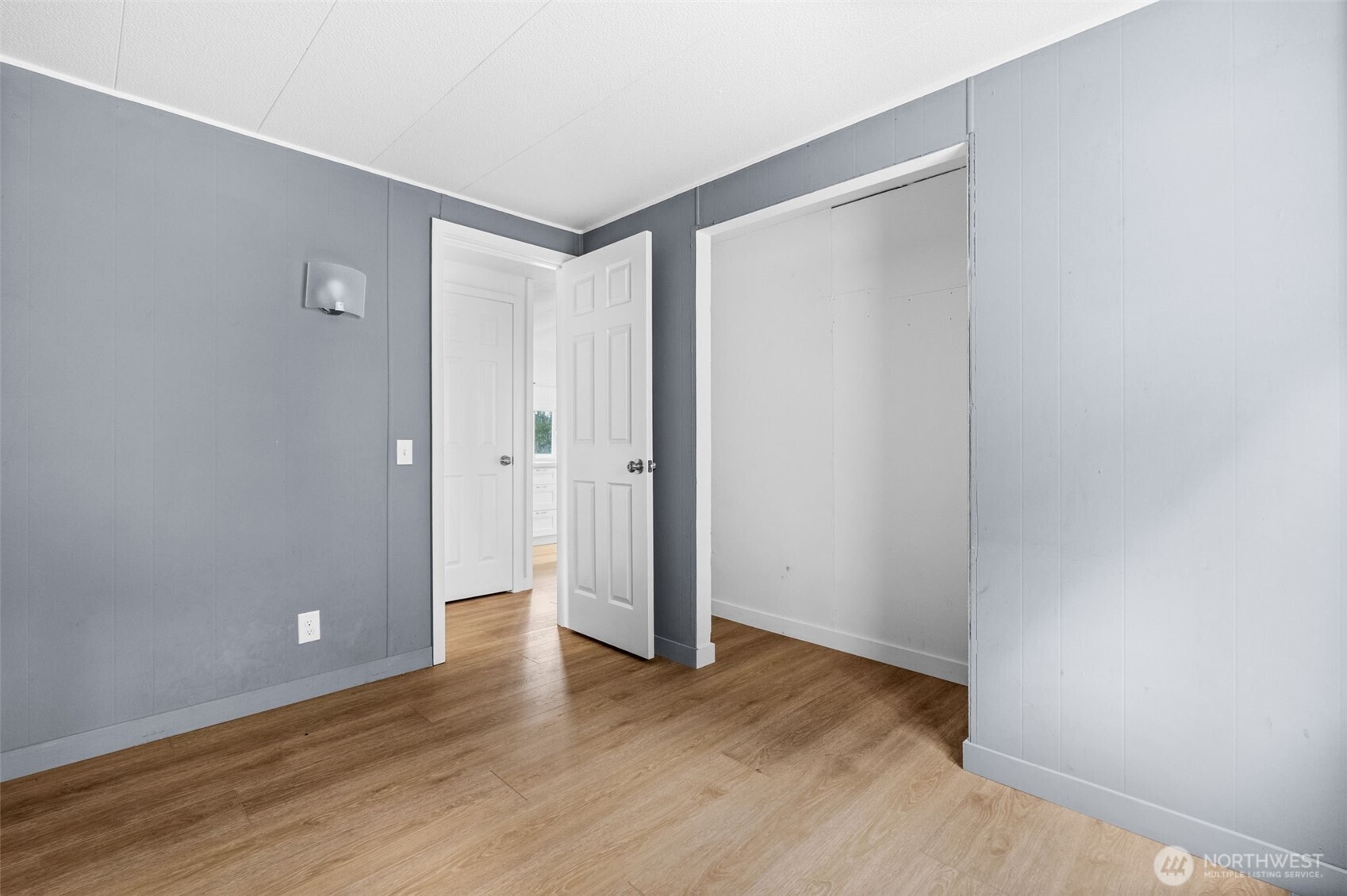 18818 Slough Lane SE, Yelm, WA 98597-9077