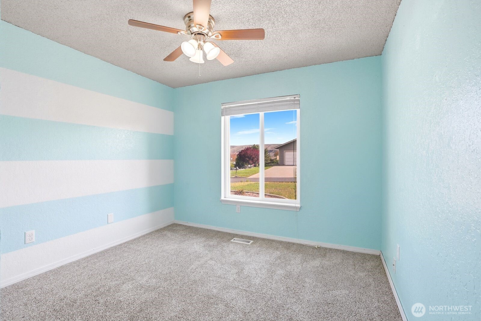 207 Palmer Drive , Selah, WA 98942-9414