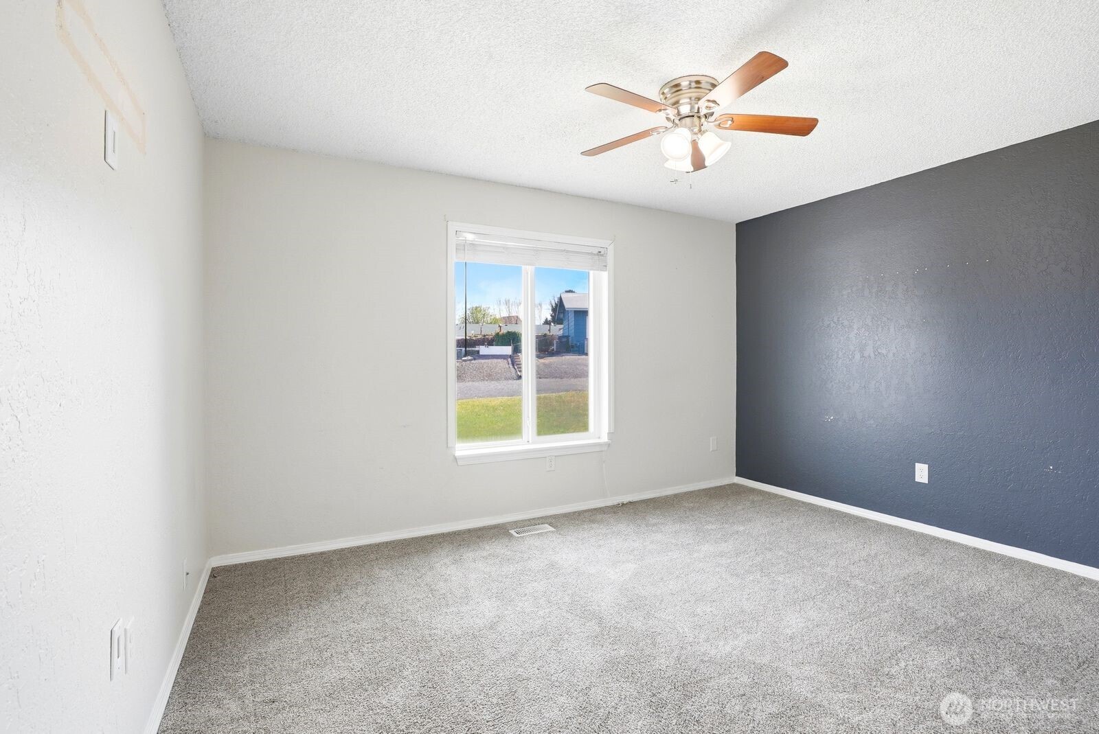 207 Palmer Drive , Selah, WA 98942-9414