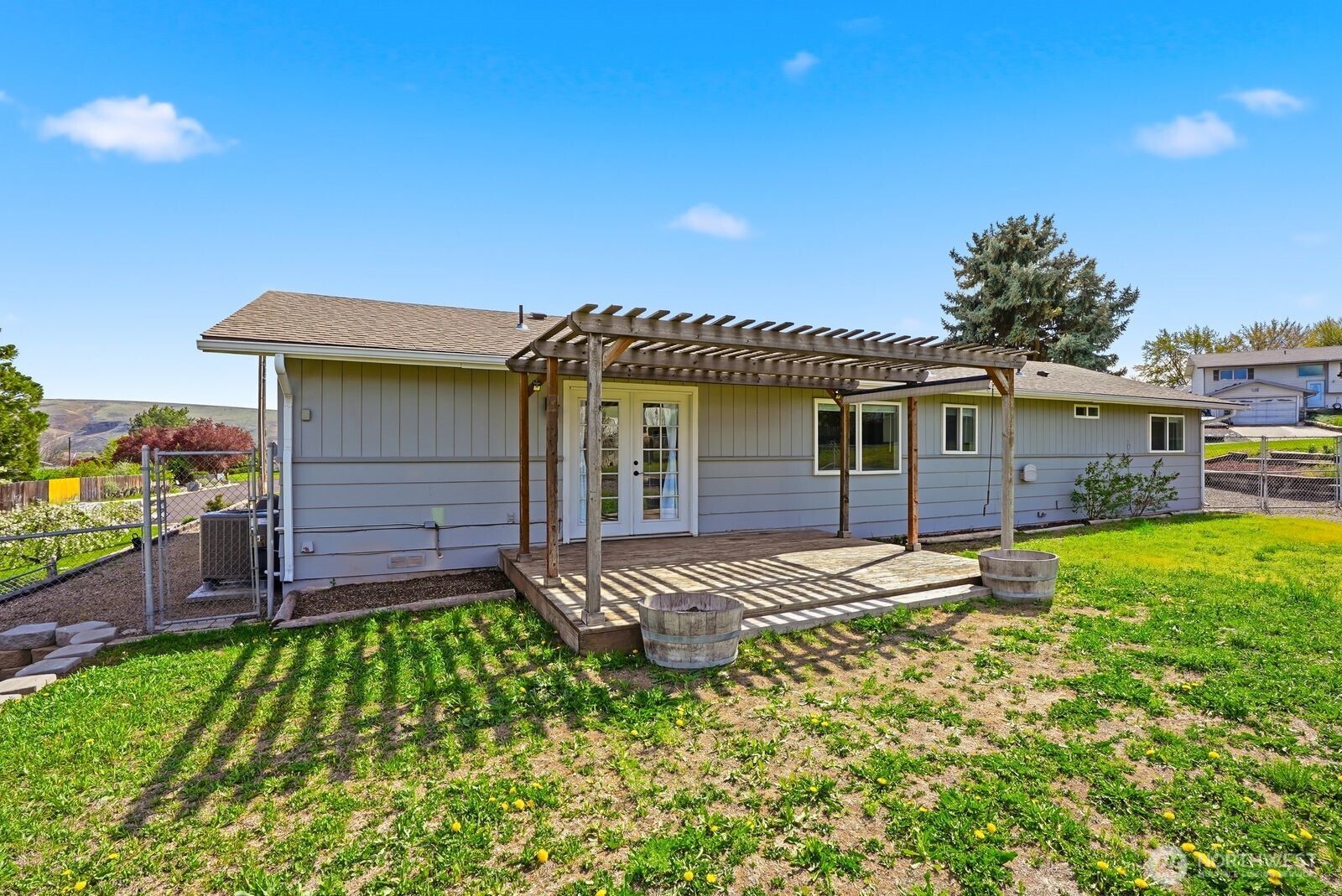 207 Palmer Drive , Selah, WA 98942-9414