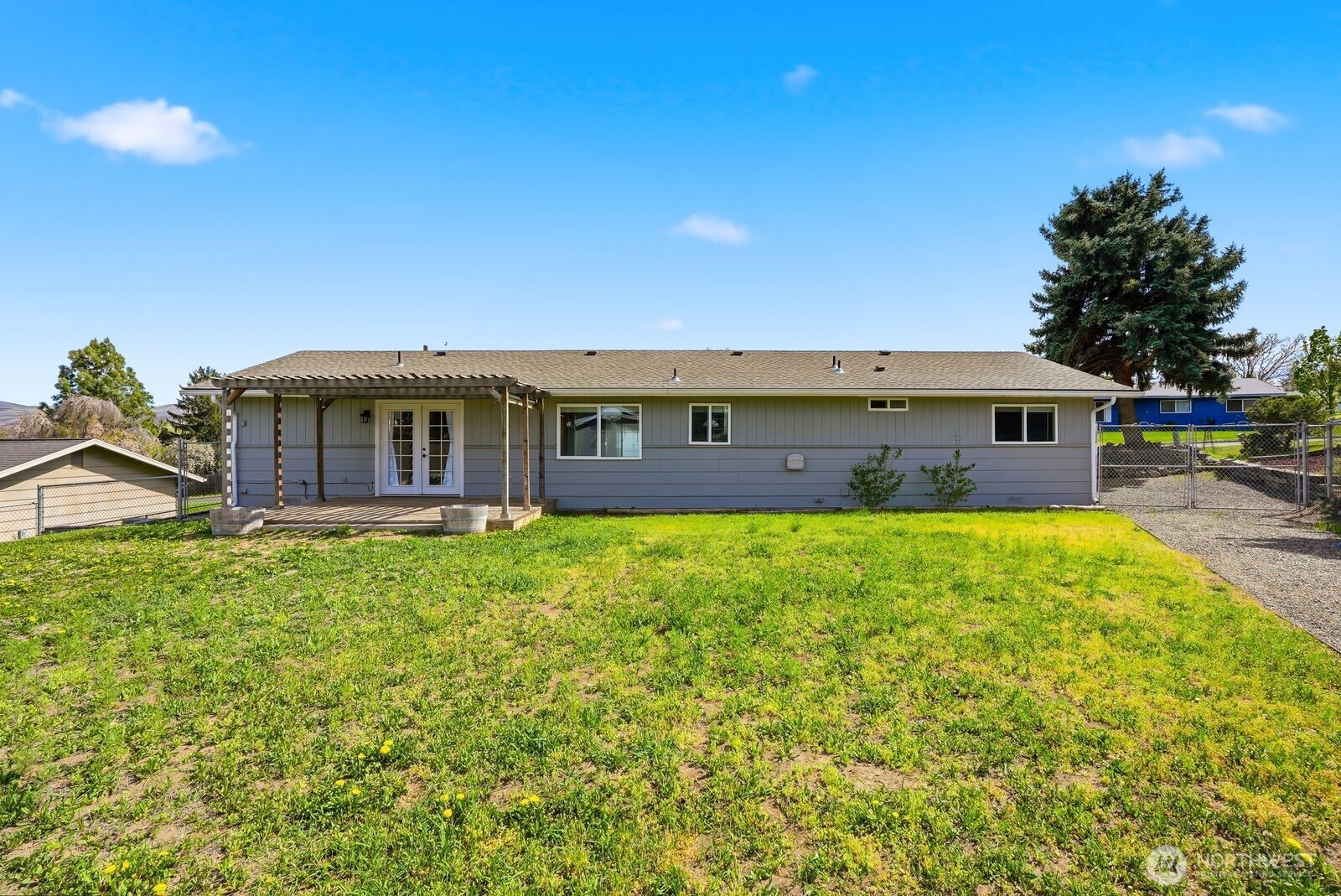207 Palmer Drive , Selah, WA 98942-9414