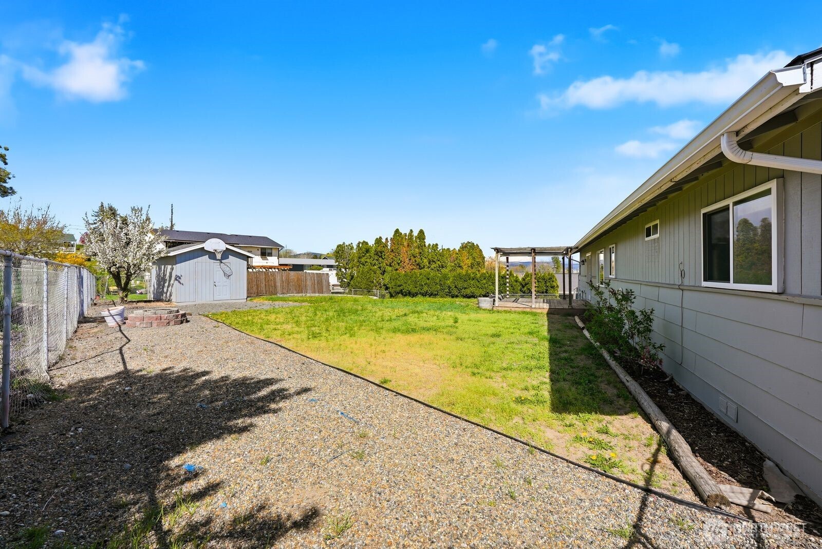 207 Palmer Drive , Selah, WA 98942-9414