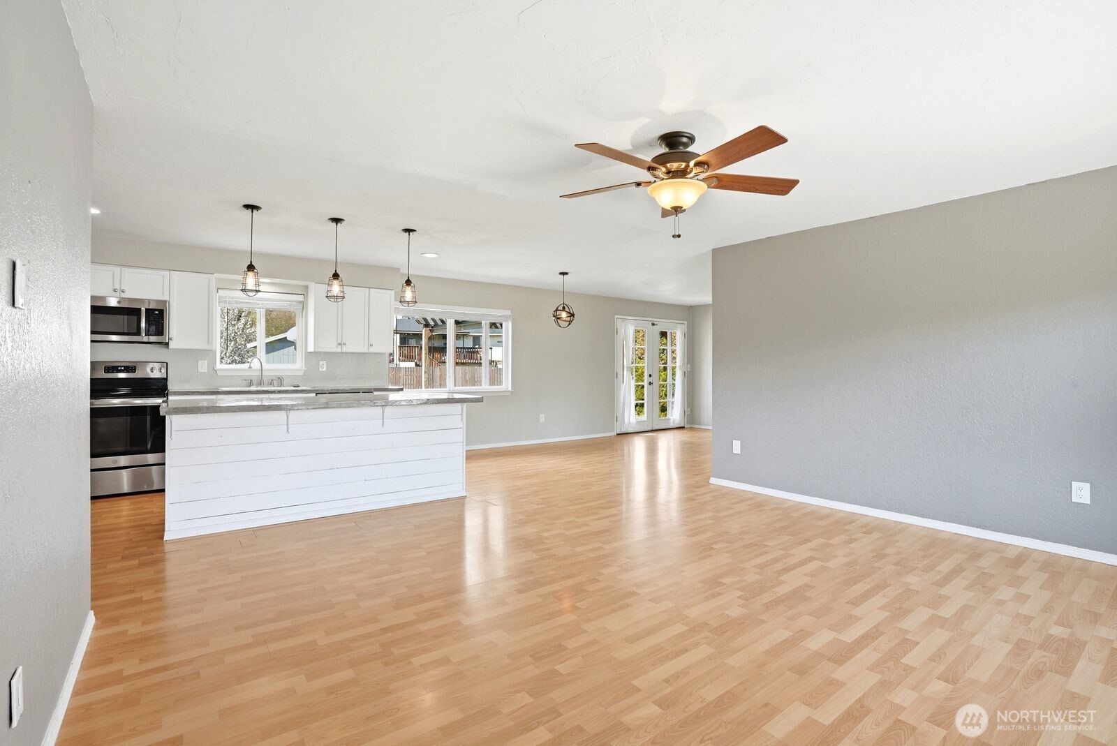 207 Palmer Drive , Selah, WA 98942-9414