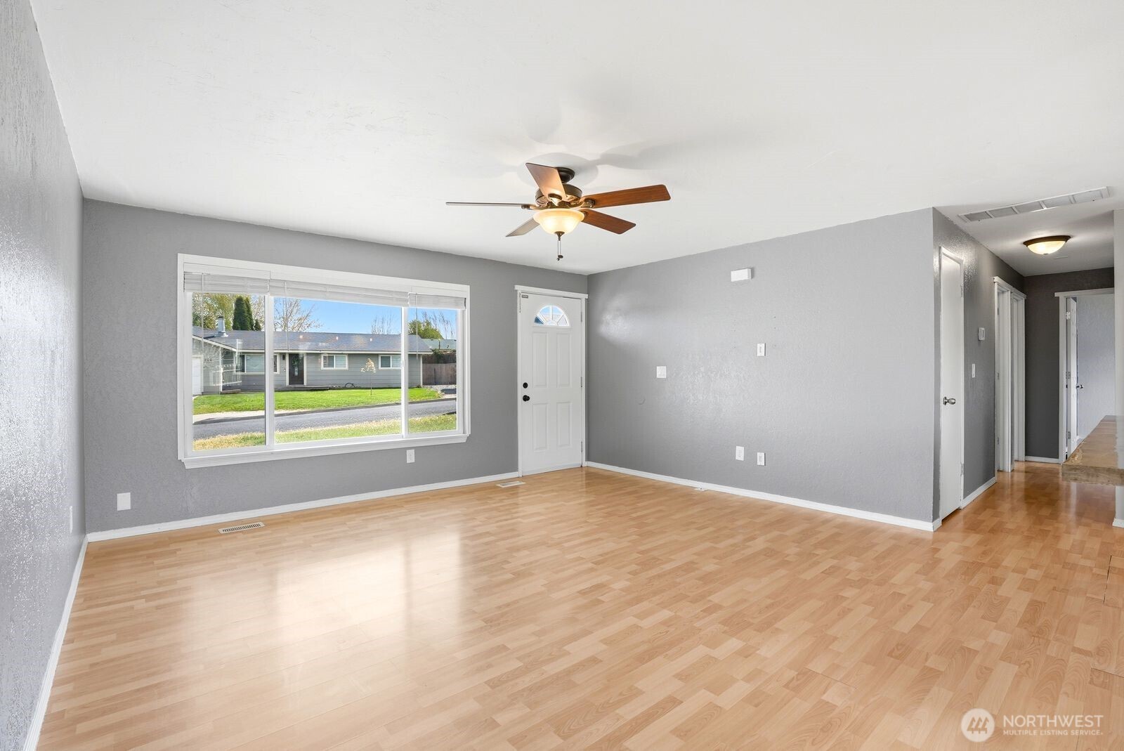 207 Palmer Drive , Selah, WA 98942-9414