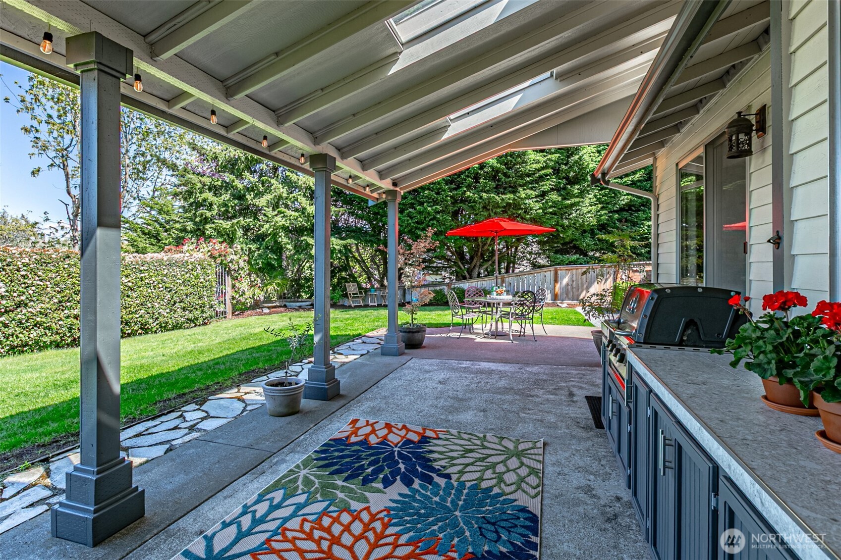 1925 Dumas Circle NE, Tacoma, WA 98422