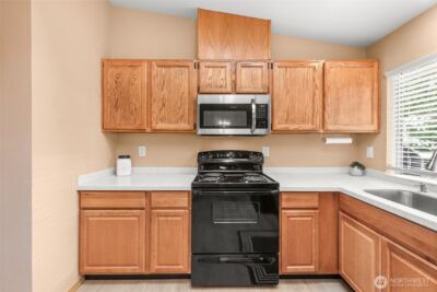 24941 13th Place S, Des Moines, WA 98198 - Photo 17