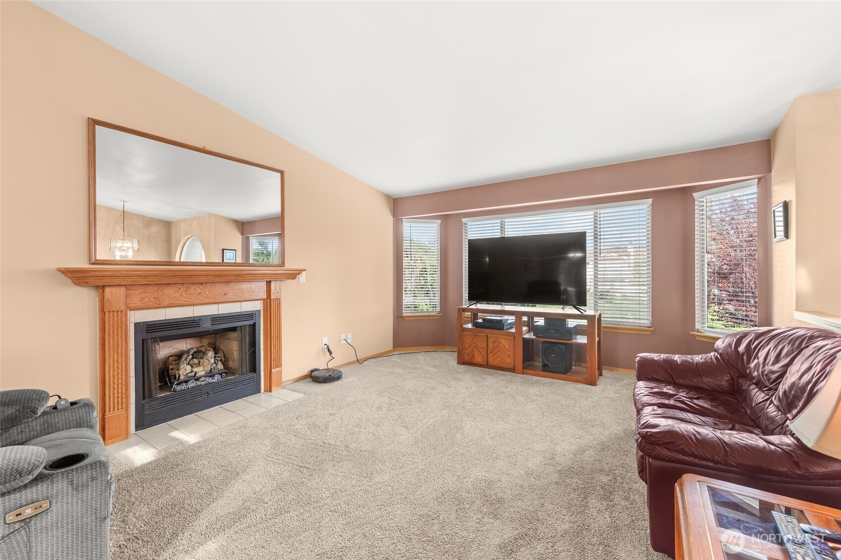 24941 13th Place S, Des Moines, WA 98198