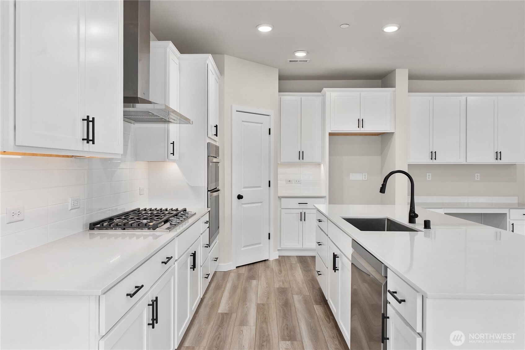 3959 Flat Top Drive , Bremerton, WA 98312