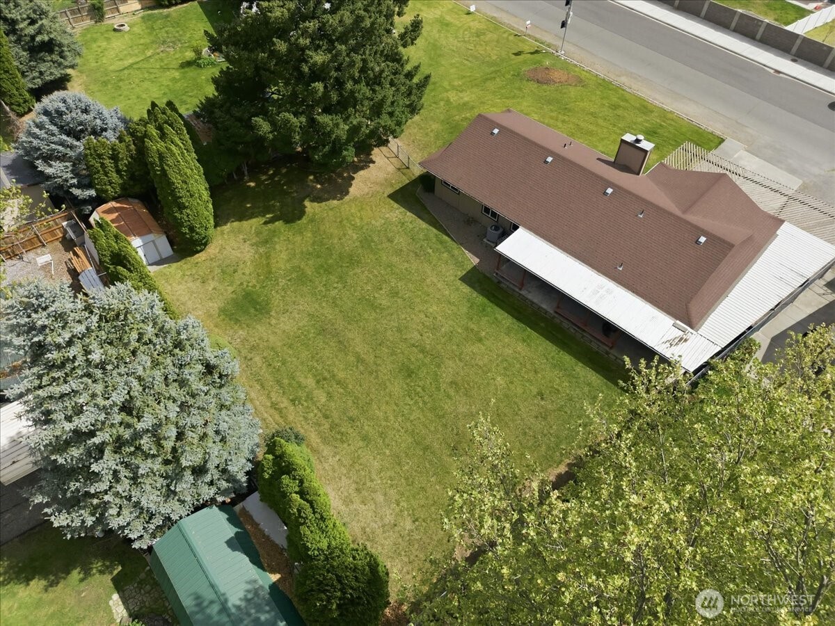3621 W Pearl St , Pasco, WA 99301