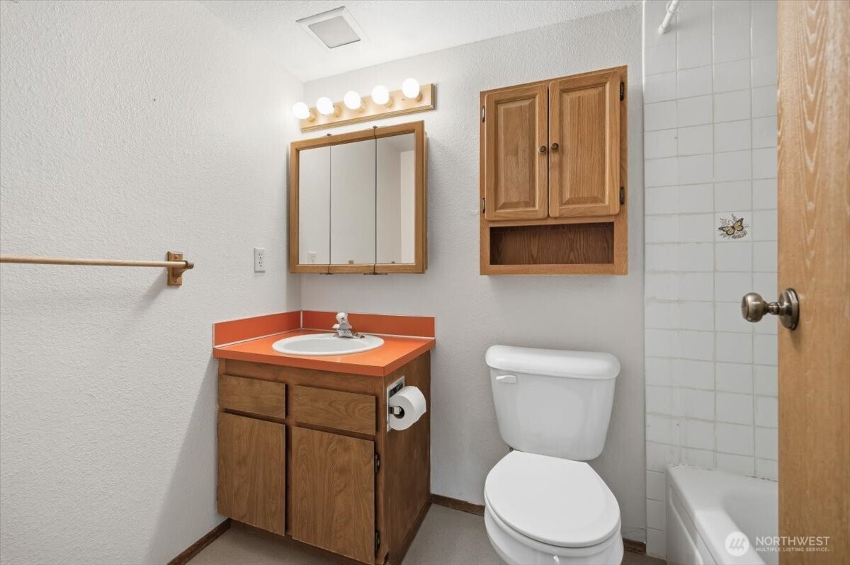 3621 W Pearl St , Pasco, WA 99301