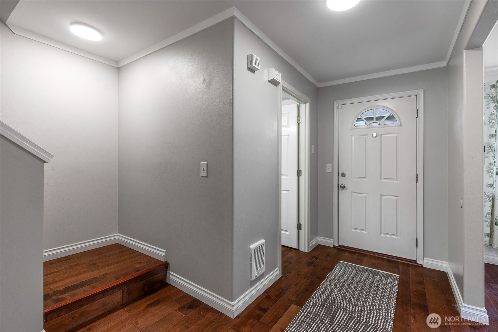 6106 202nd Street SW #103, Lynnwood, WA 98036