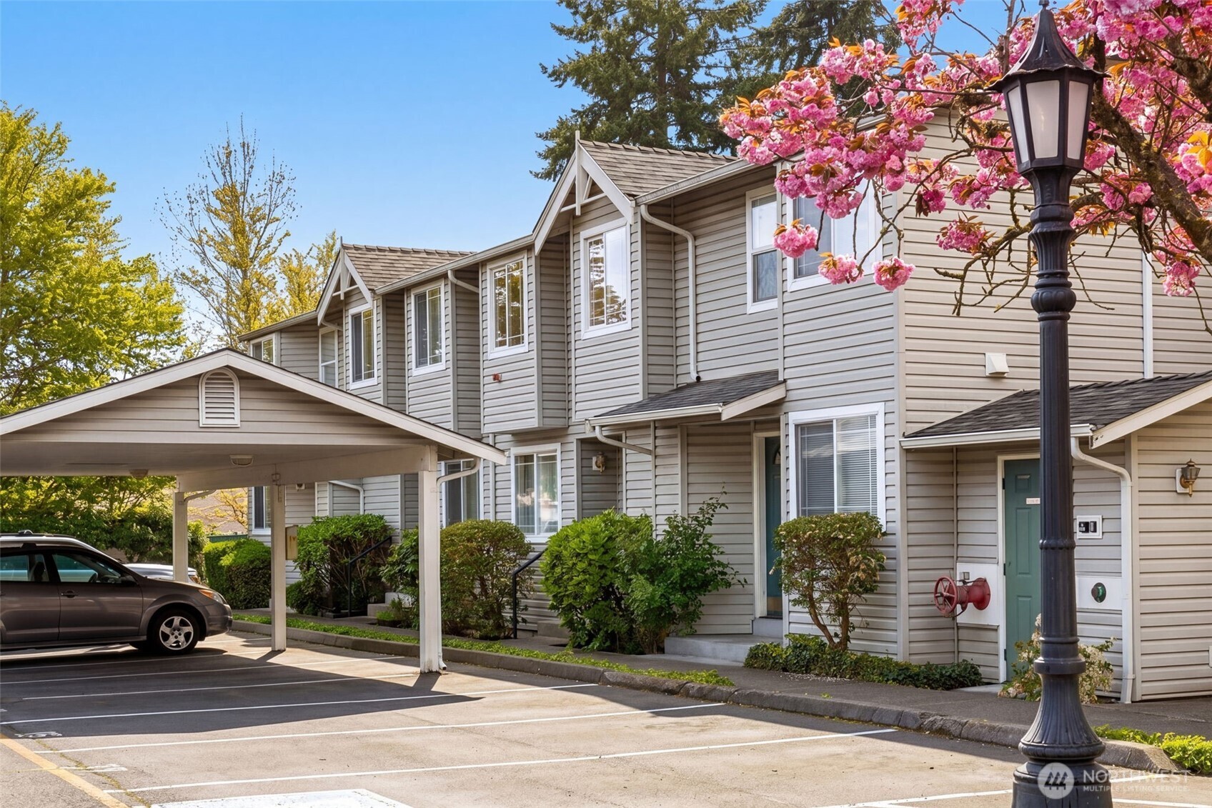 6106 202nd Street SW #103, Lynnwood, WA 98036