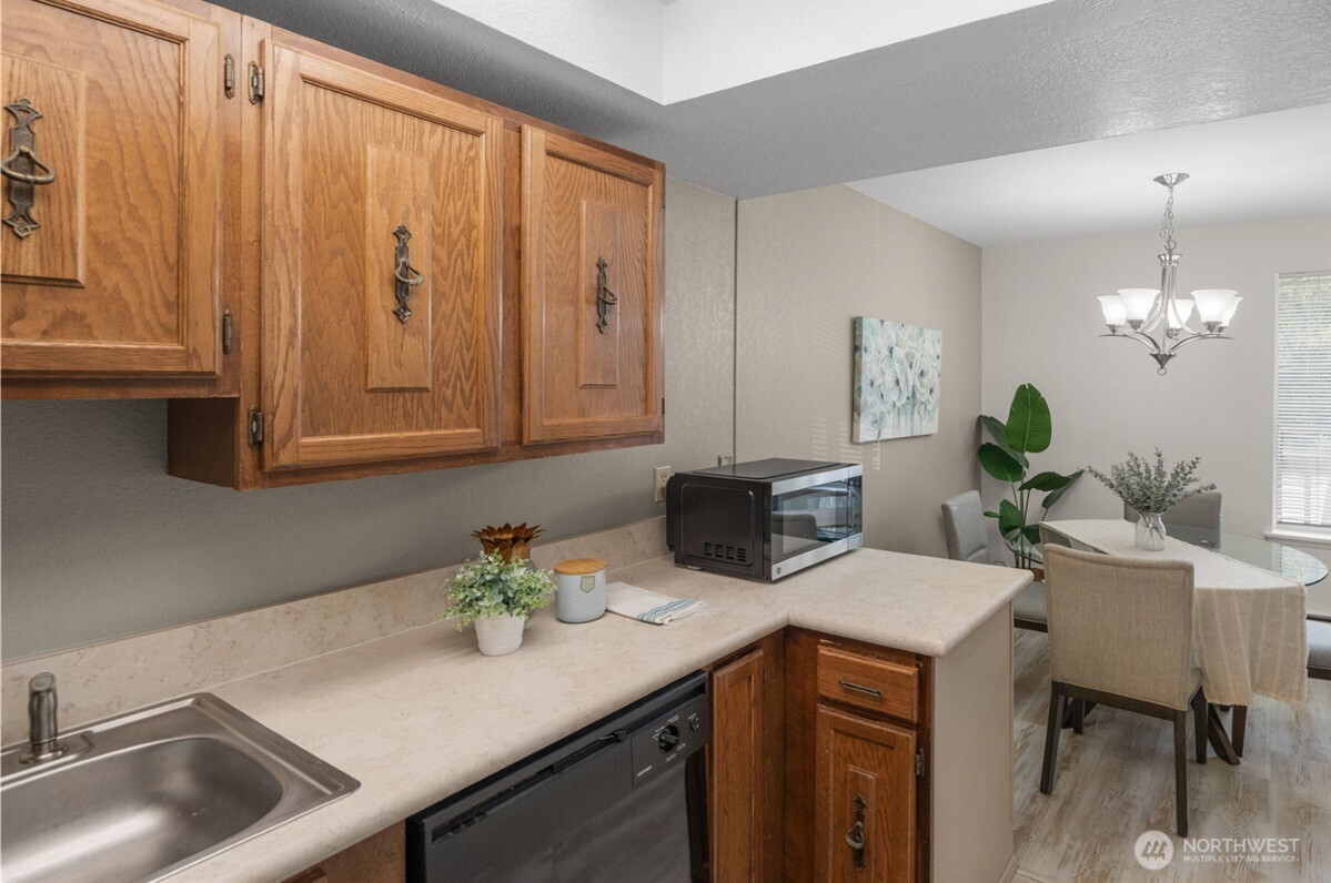 500 N National Avenue #44, Bremerton, WA 98312